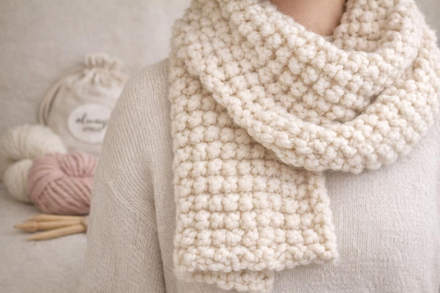 Beginner Chunky Scarf Knitting Kit -Learn to Knit -  Bulky Yarn Scarf